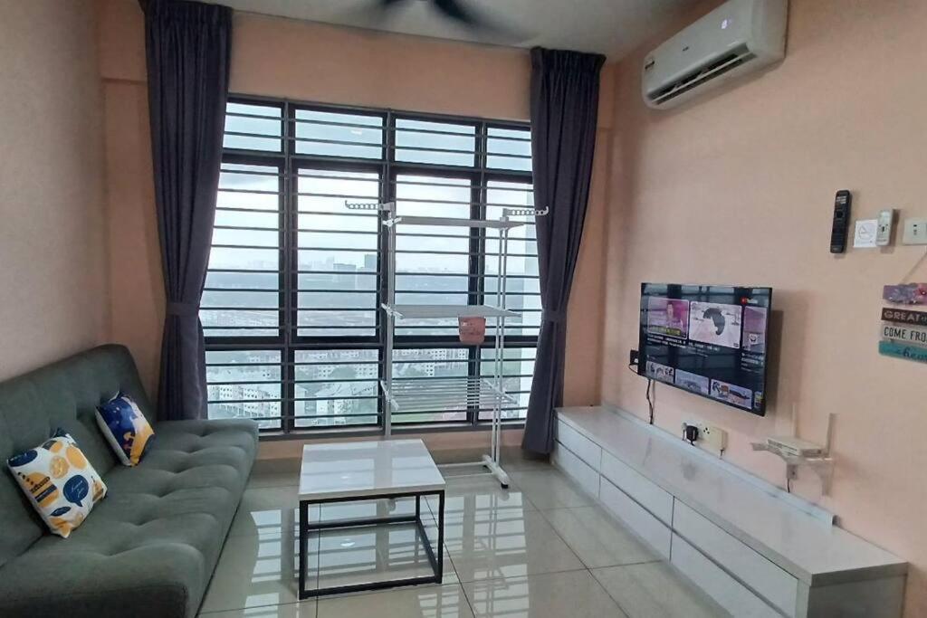 Homestay Arc Cozyhome Austin Hills 4-5Pax Джохор-Бару Экстерьер фото